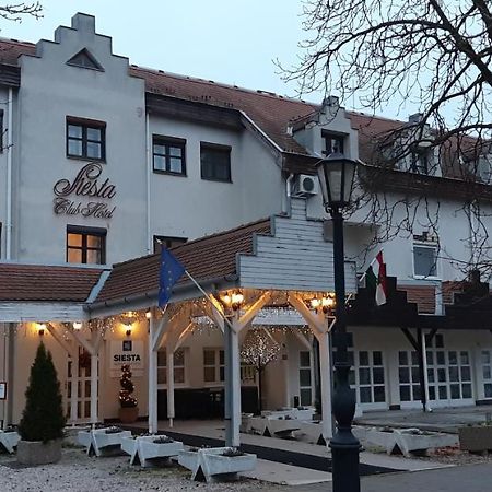 Siesta Club Hotel Harkány Exterior foto